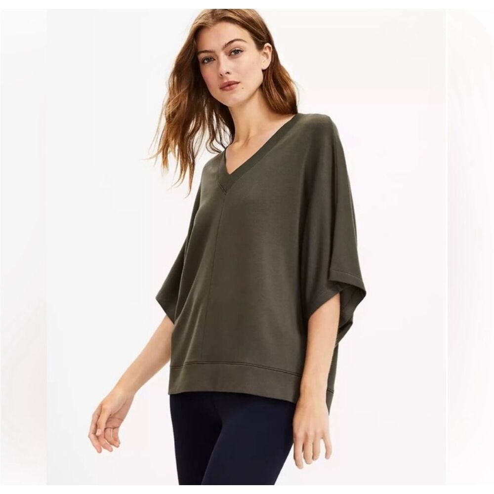 Lou & Grey Signature soft Wetland Green V-Neck Poncho Sweater Knit Top‎ Size XS